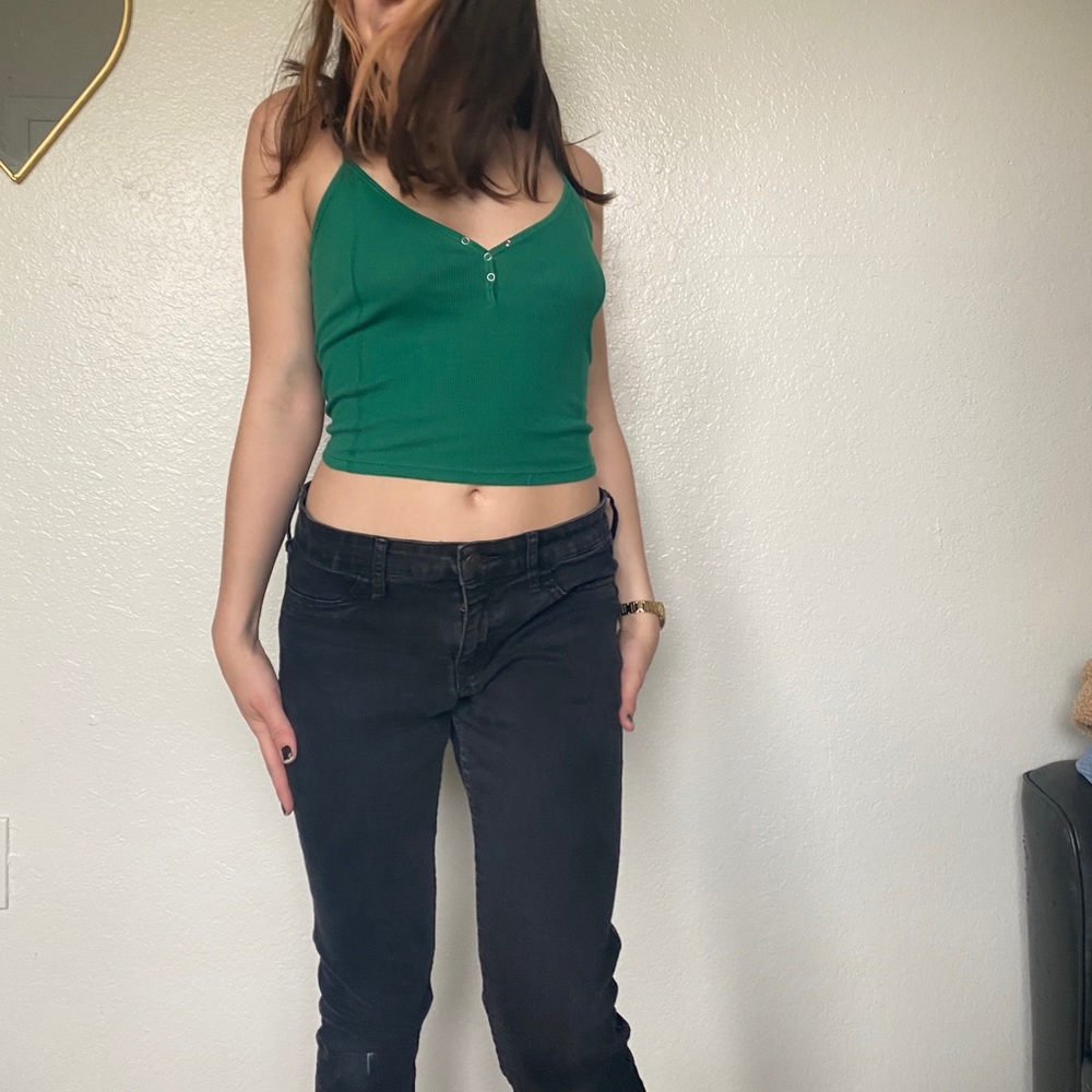 Top shop green crop